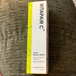 Nature Republic Vitapair C Glow Facial Cream